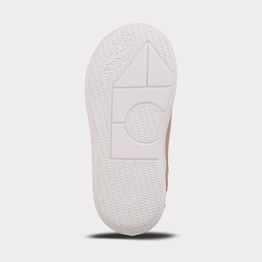 Quinta Girls Pull-On Boot - GuGuTon baby store - Baby Fashion - Toddlers Outfits - Babies Outfits - Toddler Clothes - Kids Clothing - Newborn Clothes - Newborn Wear - Kids Wear - Trending Clothes - Trending Outfits - Fall Fashion - Winter Fashion - Girls Clothes - Boys Clothes - Babies Wear - Kids Accessories - KidsWear - Summer Clothes - Summer Fashion - Summer Trend - Falls Sweaters - Tops - Bottom - Jeans - Blouse - Dresses - Newborn Dresses - Toys