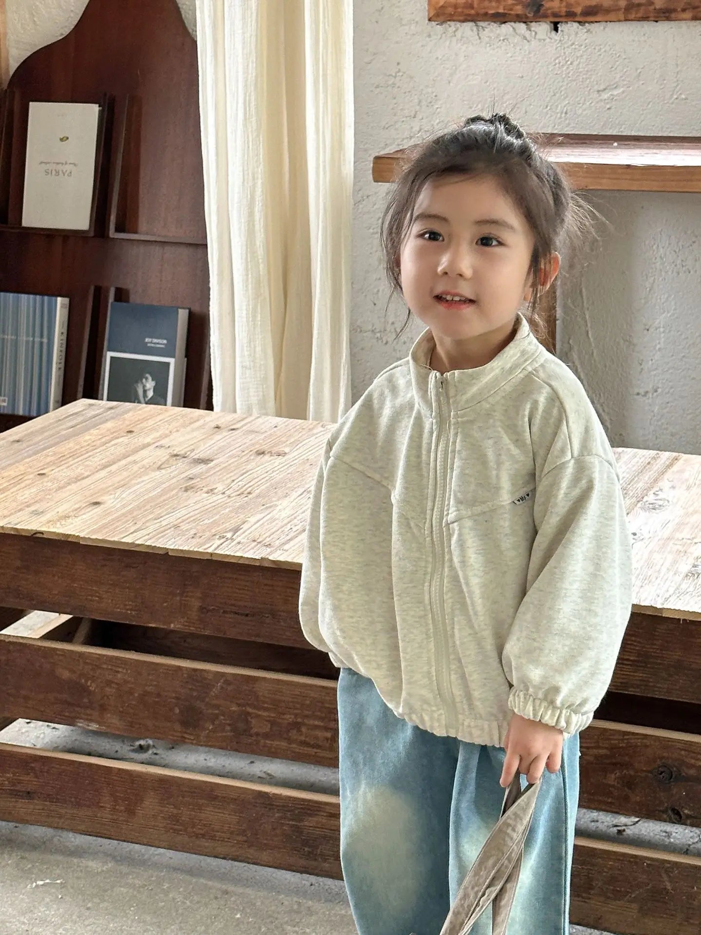 Alejandra Autumn Solid Girl Long Sleeve Zipper Jacket Fashion - GuGuTon baby store - Baby Fashion - Toddlers Outfits - Babies Outfits - Toddler Clothes - Kids Clothing - Newborn Clothes - Newborn Wear - Kids Wear - Trending Clothes - Trending Outfits - Fall Fashion - Winter Fashion - Girls Clothes - Boys Clothes - Babies Wear - Kids Accessories - KidsWear - Summer Clothes - Summer Fashion - Summer Trend - Falls Sweaters - Tops - Bottom - Jeans - Blouse - Dresses - Newborn Dresses - Toys
