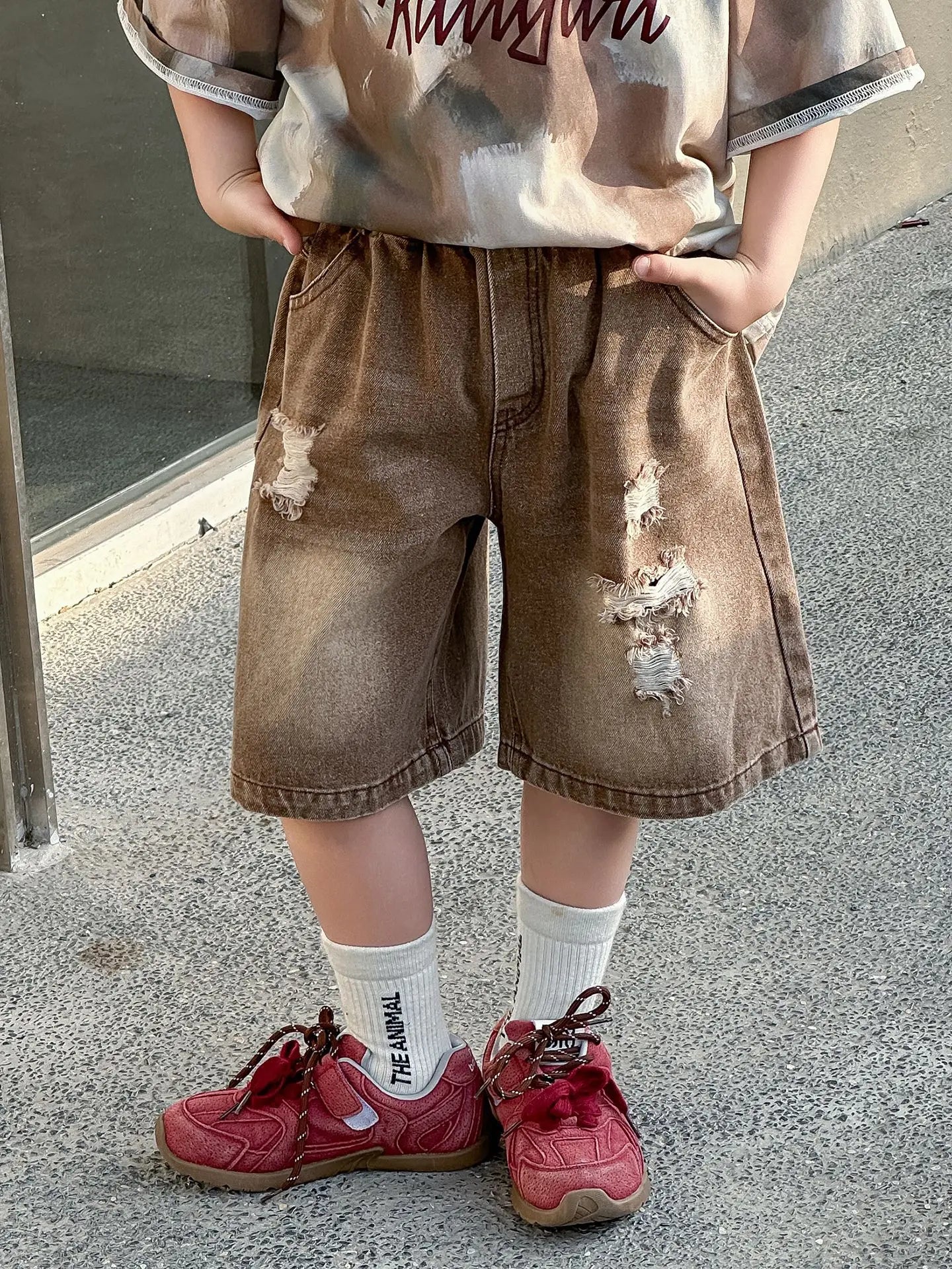 Jassiel Trendy Brand Short Sleeved Tees - GuGuTon baby store - Baby Fashion - Toddlers Outfits - Babies Outfits - Toddler Clothes - Kids Clothing - Newborn Clothes - Newborn Wear - Kids Wear - Trending Clothes - Trending Outfits - Fall Fashion - Winter Fashion - Girls Clothes - Boys Clothes - Babies Wear - Kids Accessories - KidsWear - Summer Clothes - Summer Fashion - Summer Trend - Falls Sweaters - Tops - Bottom - Jeans - Blouse - Dresses - Newborn Dresses - Toys