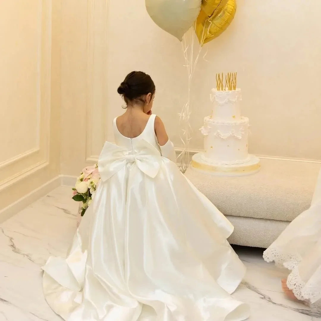 Flower Girl Dress White Satin A-Line Bow Back Long Train Flower Girl Gown Toddler Wedding Pageant Events Customized Wholesale