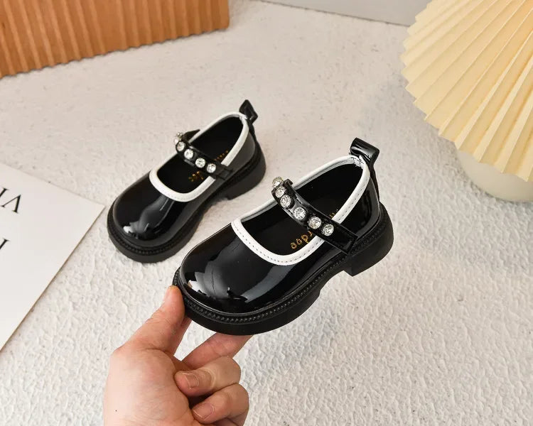 Girls Performance Shoes Round Toes Glossy 2025 Spring Autumn Kids Leather Shoes Pu Soft Sole Girls Flat Shoes Non-slip Ins Trend