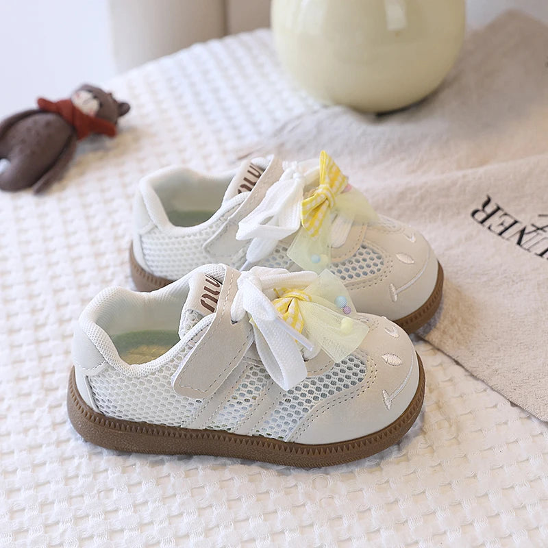 Girls Casual Shoes Spring Summer Children Hollow Sneakers with Cut-outs Breathable Holes Cute Bow-knot Soft Comfortable Sweet