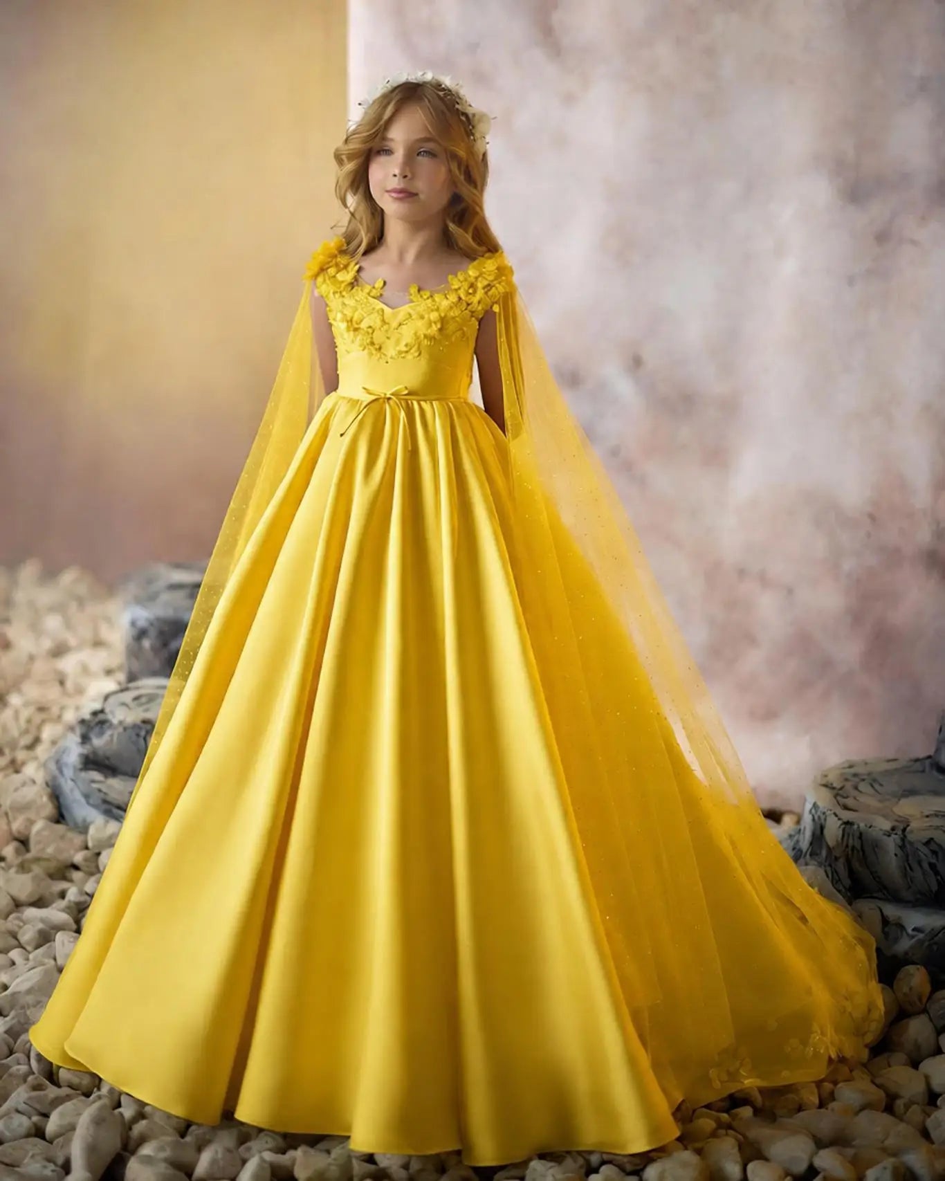 Elegant White Flower Girl Dresses With Wrap Customized Appliqued Litter Girls