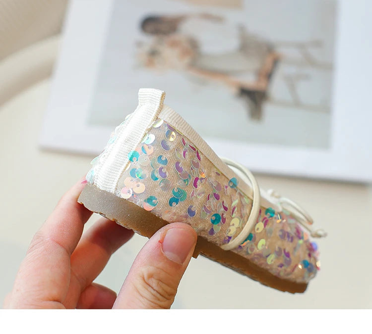 Girls' Shoes 2025 Spring New Fashion Little Girl Sequin Princess Shoes Soft Sole Girls' Shallow Mouth Single Shoes Breathable