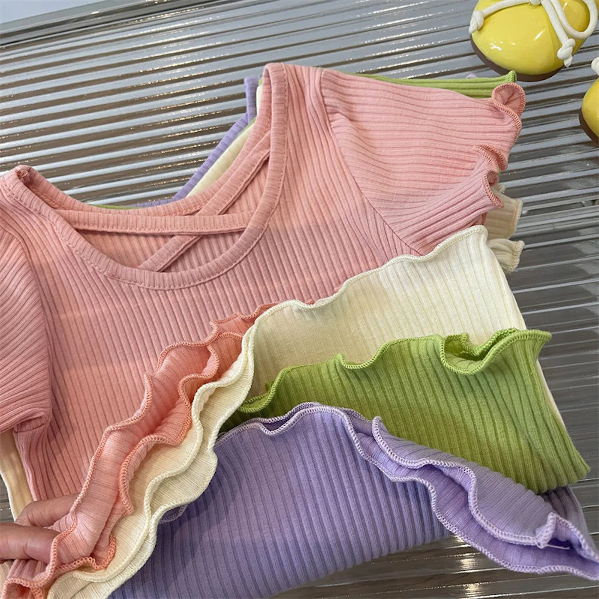 Emma Back Sleeve T-Shirt Summer Style Children's Solid Color - GuGuTon baby store - Baby Fashion - Toddlers Outfits - Babies Outfits - Toddler Clothes - Kids Clothing - Newborn Clothes - Newborn Wear - Kids Wear - Trending Clothes - Trending Outfits - Fall Fashion - Winter Fashion - Girls Clothes - Boys Clothes - Babies Wear - Kids Accessories - KidsWear - Summer Clothes - Summer Fashion - Summer Trend - Falls Sweaters - Tops - Bottom - Jeans - Blouse - Dresses - Newborn Dresses - Toys