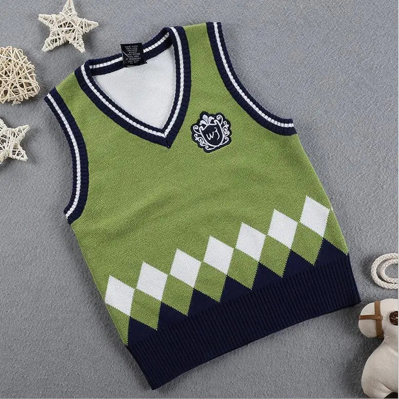 Patricio New Baby Boys V-neck Sweater - GuGuTon baby store - Baby Fashion - Toddlers Outfits - Babies Outfits - Toddler Clothes - Kids Clothing - Newborn Clothes - Newborn Wear - Kids Wear - Trending Clothes - Trending Outfits - Fall Fashion - Winter Fashion - Girls Clothes - Boys Clothes - Babies Wear - Kids Accessories - KidsWear - Summer Clothes - Summer Fashion - Summer Trend - Falls Sweaters - Tops - Bottom - Jeans - Blouse - Dresses - Newborn Dresses - Toys