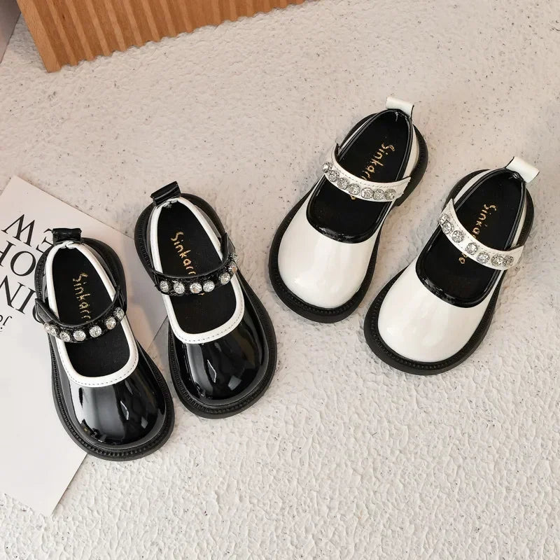 Girls Performance Shoes Round Toes Glossy 2025 Spring Autumn Kids Leather Shoes Pu Soft Sole Girls Flat Shoes Non-slip Ins Trend