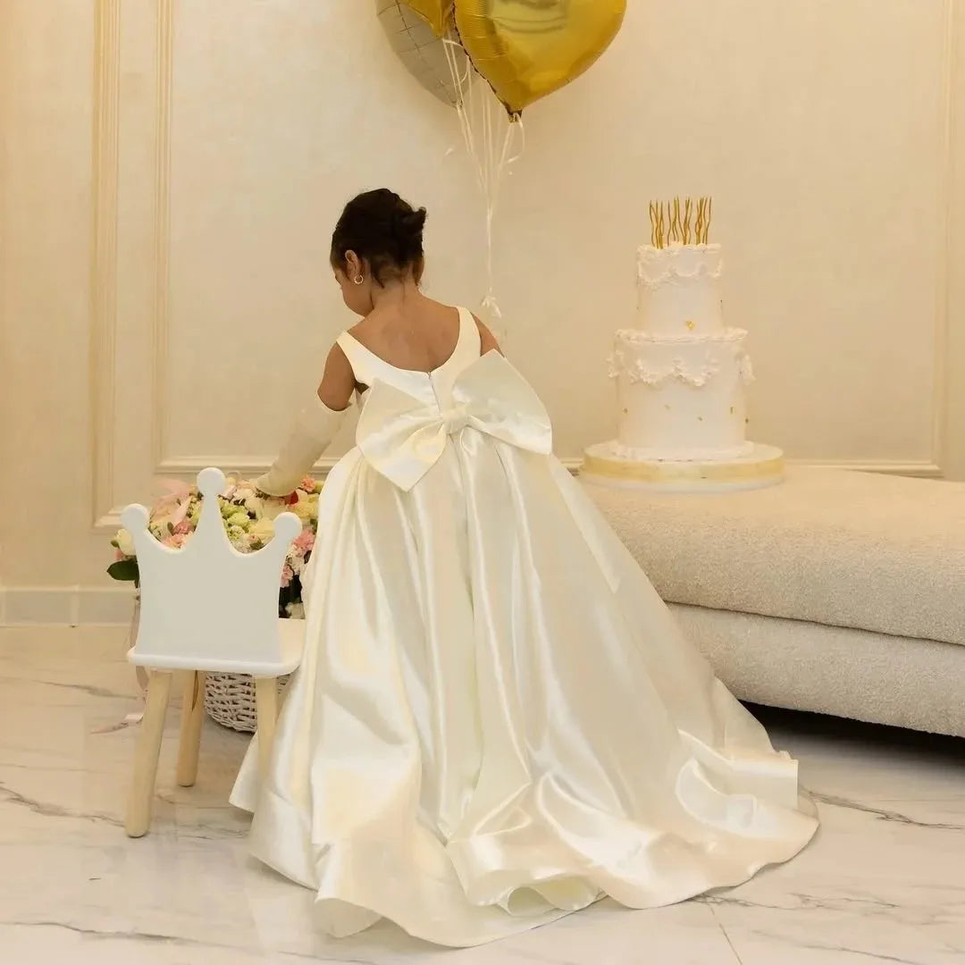 Flower Girl Dress White Satin A-Line Bow Back Long Train Flower Girl Gown Toddler Wedding Pageant Events Customized Wholesale