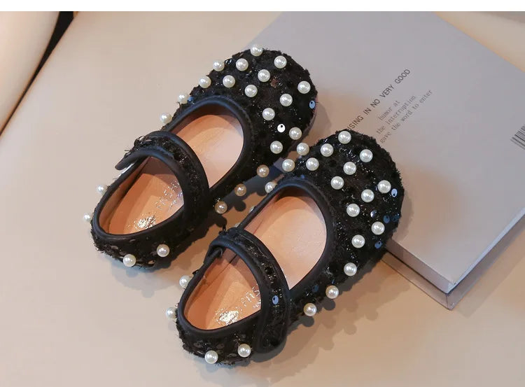 Girls Dance Shoes Elegant Round Toes Kids Flat Shoes Non-slip Soft Sole 2025 New Girls Princess Shoes with Sweet Pearl Ins Trend