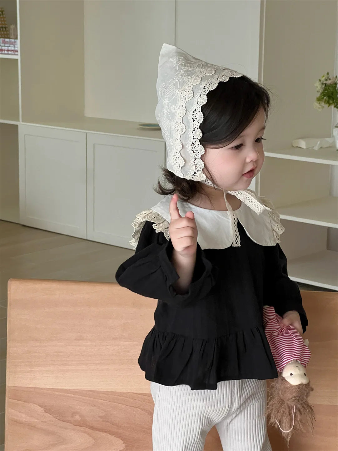 Xiomara Sweet Lace Lapel Blouse Tops