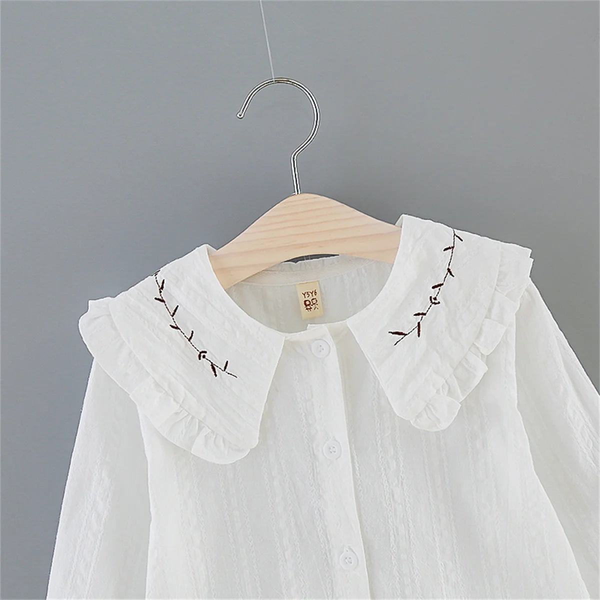 Pamela Solid Color College Leaf Collar Cute Top