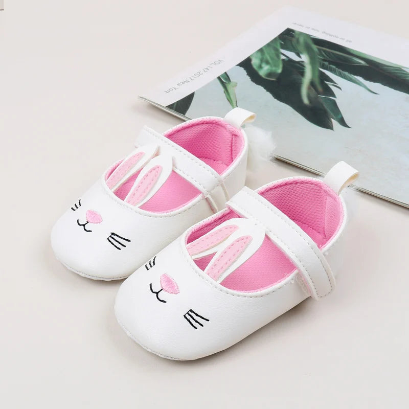 Cute Cartoon Style Baby Girl Shoes Spring and Autumn High Quality Butterfly Bowknot Cotton Sole Comfortable Prewalker BHX4031