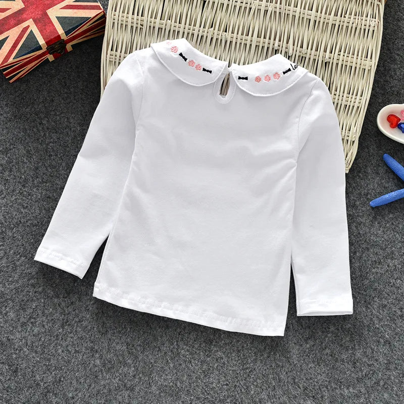 Olga Vintage Petal Collar Floral Embroidery Top
