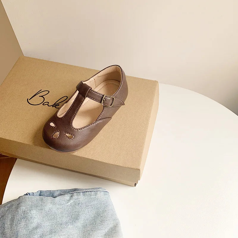 Best Girl Leather Shoe Summer Retro Hollow Kid Shoe Comfortable Allmatch Girl Shoe Fashion Princess Shoe Soft Sole Zapatos Niña