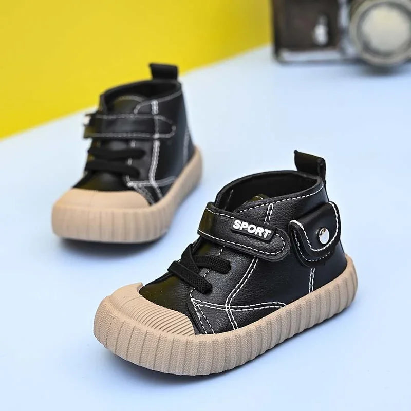 Baby Girl Toddler Shoes Newborn Boys Girl Brand - GuGuTon baby store - Baby Fashion - Toddlers Outfits - Babies Outfits - Toddler Clothes - Kids Clothing - Newborn Clothes - Newborn Wear - Kids Wear - Trending Clothes - Trending Outfits - Fall Fashion - Winter Fashion - Girls Clothes - Boys Clothes - Babies Wear - Kids Accessories - KidsWear - Summer Clothes - Summer Fashion - Summer Trend - Falls Sweaters - Tops - Bottom - Jeans - Blouse - Dresses - Newborn Dresses - Toys