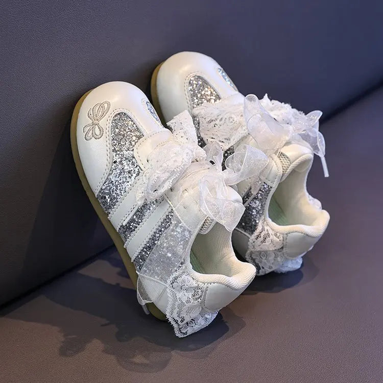 2026 Girls' Spring/Summer New Style Sneakers Pink Cute Flower, Fashion Versatile Casual Shoes, Lace Bow Cute, Non-Slip Soft Sole