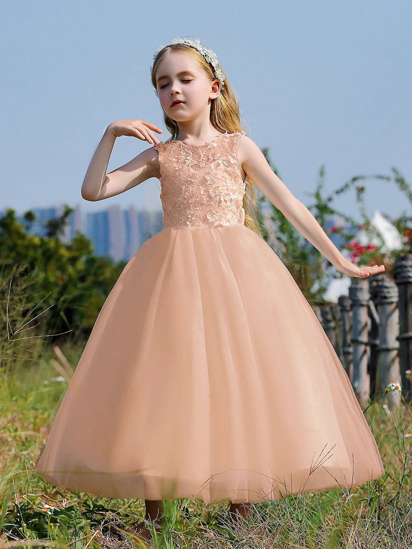 Soft Tulle Satin Floral Appliques Lace Elegant Wedding Party Princess Dress