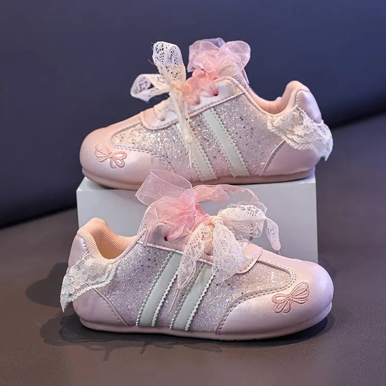 2026 Girls' Spring/Summer New Style Sneakers Pink Cute Flower, Fashion Versatile Casual Shoes, Lace Bow Cute, Non-Slip Soft Sole