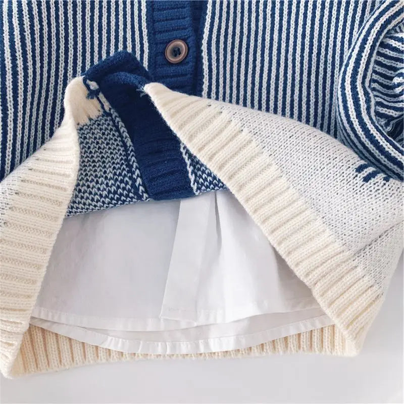 Martina Patchwork Korean Edition Baby Boy Knitted Single Breasted Children's - GuGuTon baby store - Baby Fashion - Toddlers Outfits - Babies Outfits - Toddler Clothes - Kids Clothing - Newborn Clothes - Newborn Wear - Kids Wear - Trending Clothes - Trending Outfits - Fall Fashion - Winter Fashion - Girls Clothes - Boys Clothes - Babies Wear - Kids Accessories - KidsWear - Summer Clothes - Summer Fashion - Summer Trend - Falls Sweaters - Tops - Bottom - Jeans - Blouse - Dresses - Newborn Dresses - Toys