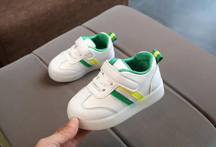 Trendy Child Sneakers Light Up Simple Girl Shoe Versatile Comfort Boy Shoe Anti Slip New Autumn Girl Sneaker Daily Casual Shoes