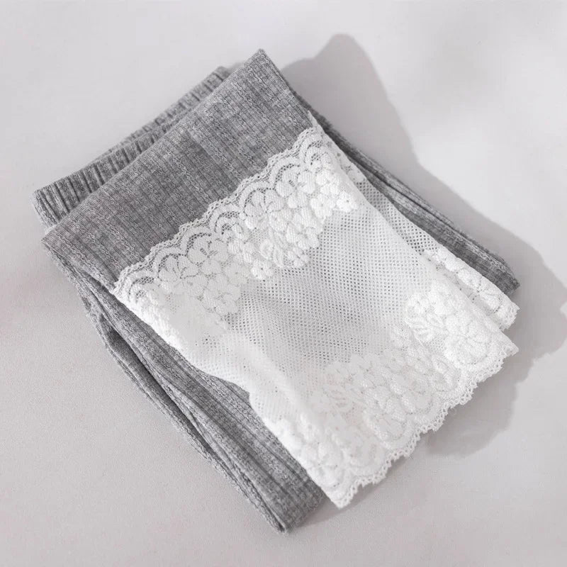 Babette Lace Leggings - GuGuTon baby store - Baby Fashion - Toddlers Outfits - Babies Outfits - Toddler Clothes - Kids Clothing - Newborn Clothes - Newborn Wear - Kids Wear - Trending Clothes - Trending Outfits - Fall Fashion - Winter Fashion - Girls Clothes - Boys Clothes - Babies Wear - Kids Accessories - KidsWear - Summer Clothes - Summer Fashion - Summer Trend - Falls Sweaters - Tops - Bottom - Jeans - Blouse - Dresses - Newborn Dresses - Toys