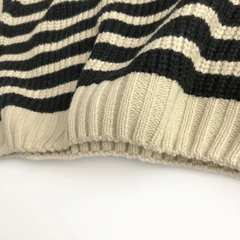 Richard Long Sleeve Striped Knitting Sweater