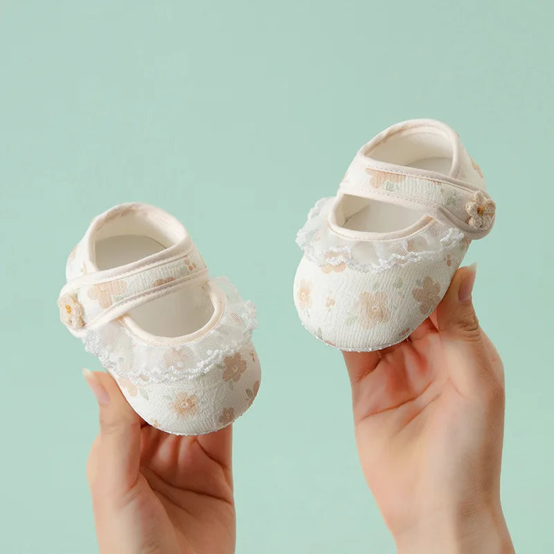 Spring and Summer Baby Toddler Shoes Newborn Baby Girl Princess Shoes 0-2 Years Old  Lace Infant Soft Sole Cute First Walkers