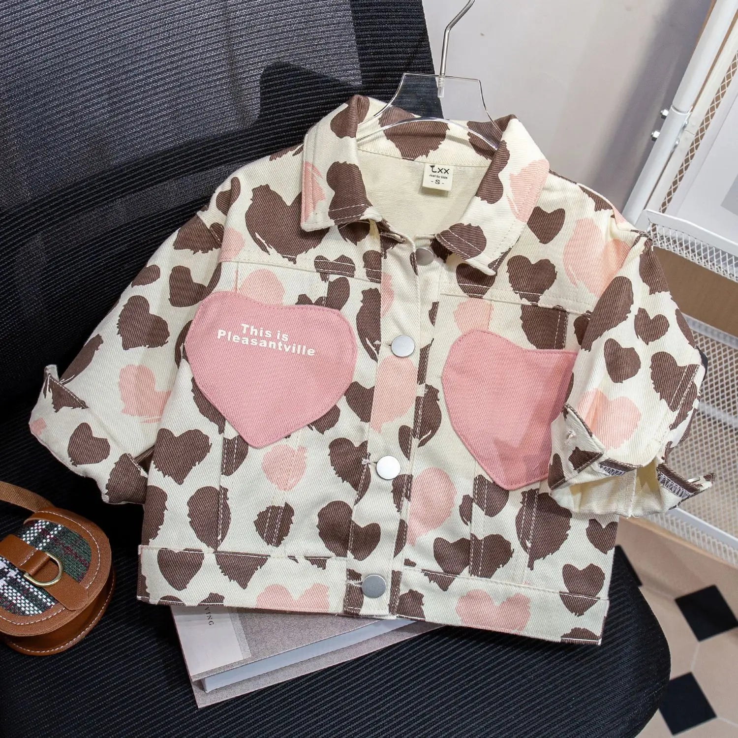Laura Girls jacket spring Korean fashionable Casual - GuGuTon baby store - Baby Fashion - Toddlers Outfits - Babies Outfits - Toddler Clothes - Kids Clothing - Newborn Clothes - Newborn Wear - Kids Wear - Trending Clothes - Trending Outfits - Fall Fashion - Winter Fashion - Girls Clothes - Boys Clothes - Babies Wear - Kids Accessories - KidsWear - Summer Clothes - Summer Fashion - Summer Trend - Falls Sweaters - Tops - Bottom - Jeans - Blouse - Dresses - Newborn Dresses - Toys