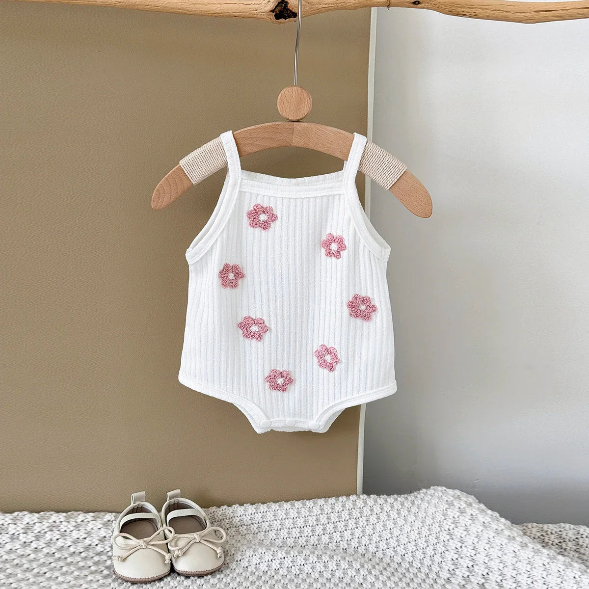 Breathable Camisole Flower Bodysuit