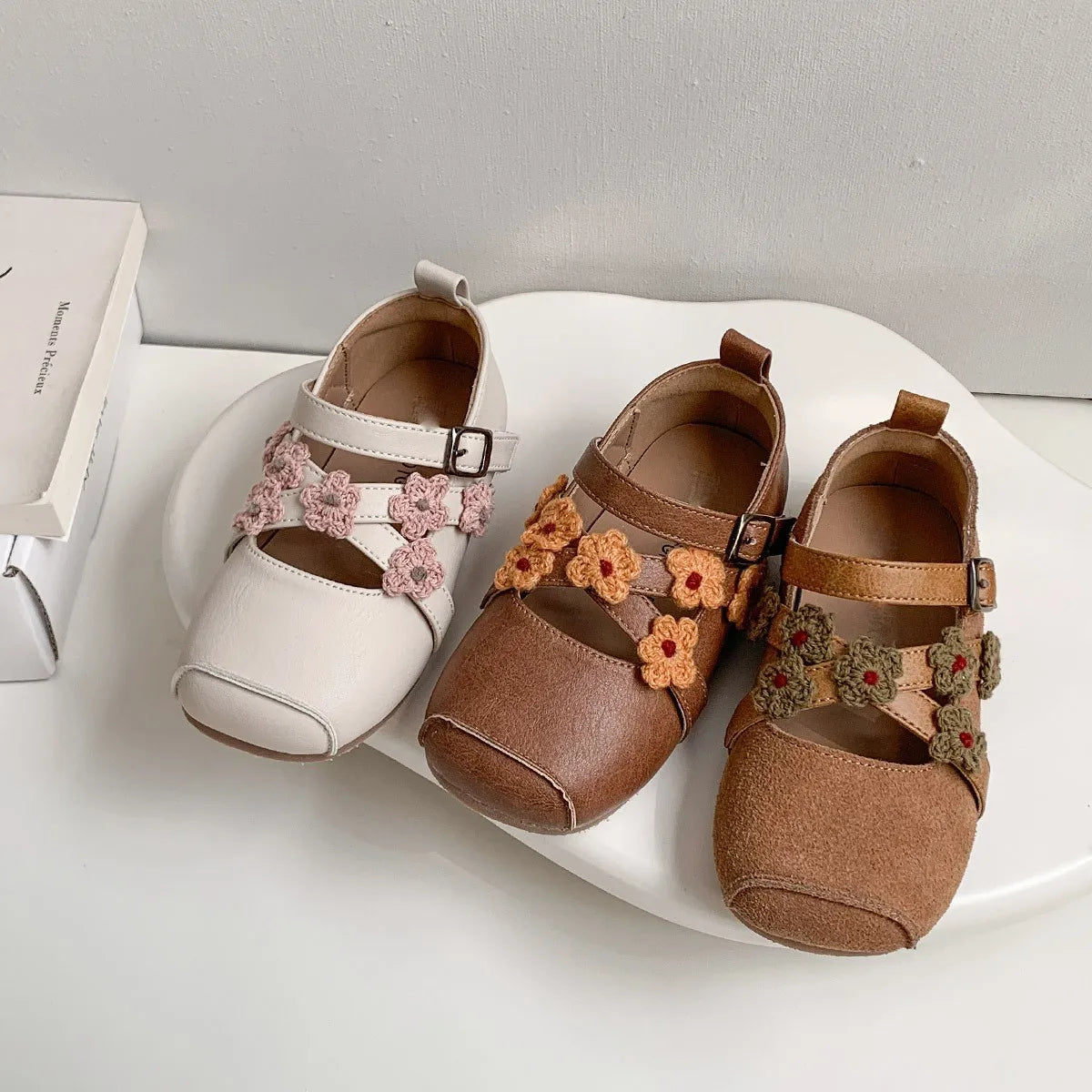 Girls Shoes New Spring Square Toe One-line Buckle Buckle Decoration Shoes Mori Girl Style Outdoor Daily Flat Children Zapatos De