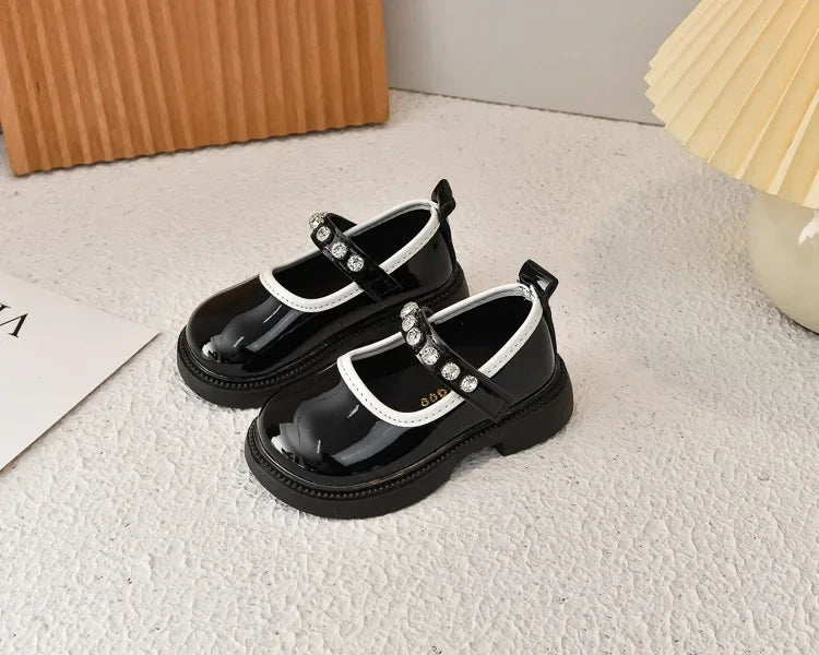 Girls Performance Shoes Round Toes Glossy 2025 Spring Autumn Kids Leather Shoes Pu Soft Sole Girls Flat Shoes Non-slip Ins Trend