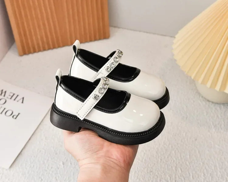 Girls Performance Shoes Round Toes Glossy 2025 Spring Autumn Kids Leather Shoes Pu Soft Sole Girls Flat Shoes Non-slip Ins Trend
