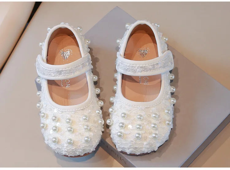 Girls Dance Shoes Elegant Round Toes Kids Flat Shoes Non-slip Soft Sole 2025 New Girls Princess Shoes with Sweet Pearl Ins Trend