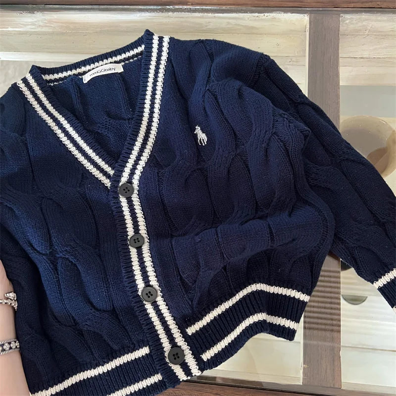 Jordan Windbreak Elegant Thicken Sweater - GuGuTon baby store - Baby Fashion - Toddlers Outfits - Babies Outfits - Toddler Clothes - Kids Clothing - Newborn Clothes - Newborn Wear - Kids Wear - Trending Clothes - Trending Outfits - Fall Fashion - Winter Fashion - Girls Clothes - Boys Clothes - Babies Wear - Kids Accessories - KidsWear - Summer Clothes - Summer Fashion - Summer Trend - Falls Sweaters - Tops - Bottom - Jeans - Blouse - Dresses - Newborn Dresses - Toys