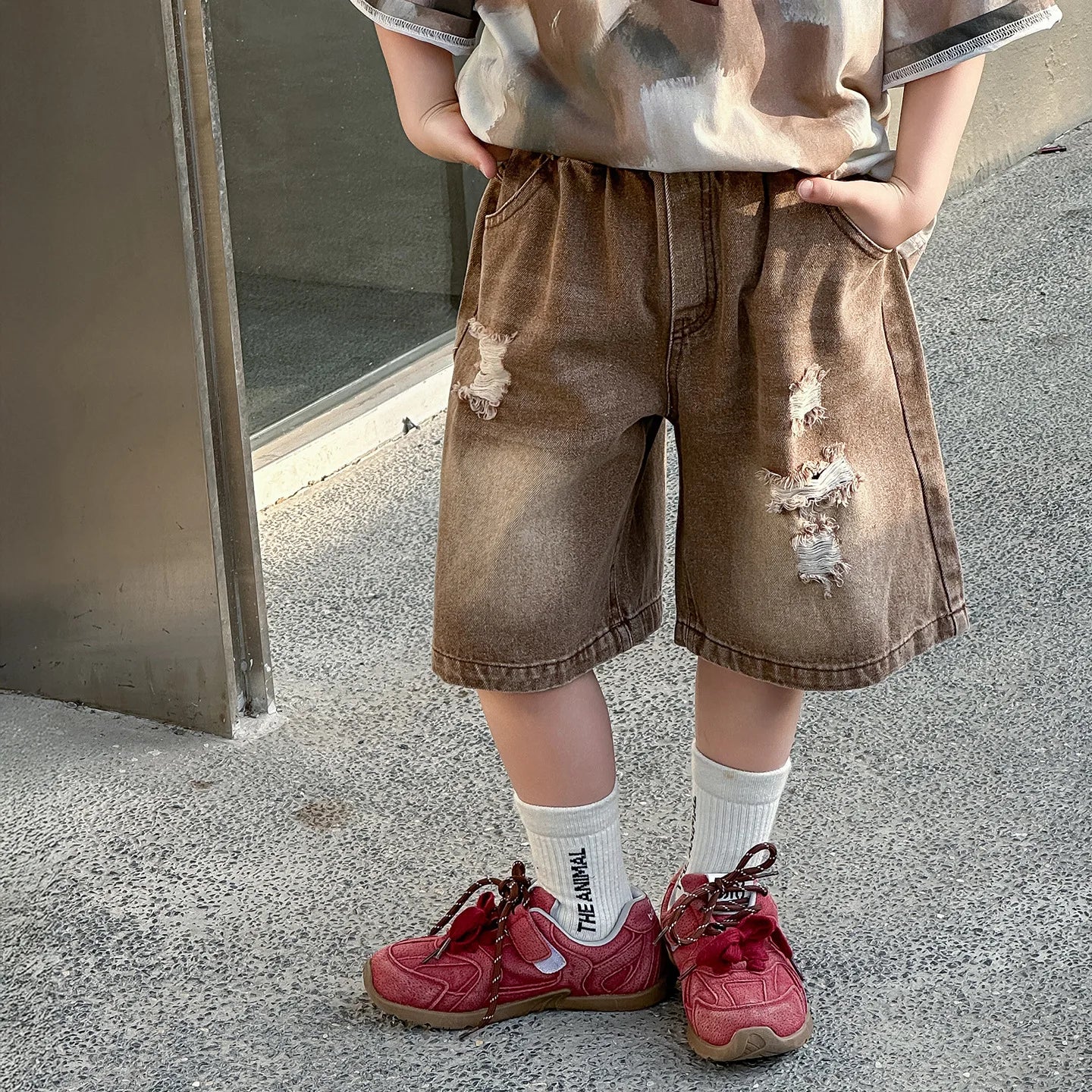 Jassiel Trendy Brand Short Sleeved Tees - GuGuTon baby store - Baby Fashion - Toddlers Outfits - Babies Outfits - Toddler Clothes - Kids Clothing - Newborn Clothes - Newborn Wear - Kids Wear - Trending Clothes - Trending Outfits - Fall Fashion - Winter Fashion - Girls Clothes - Boys Clothes - Babies Wear - Kids Accessories - KidsWear - Summer Clothes - Summer Fashion - Summer Trend - Falls Sweaters - Tops - Bottom - Jeans - Blouse - Dresses - Newborn Dresses - Toys