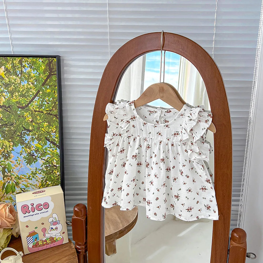 Pamela Short Sleeved Cute Flower Tops