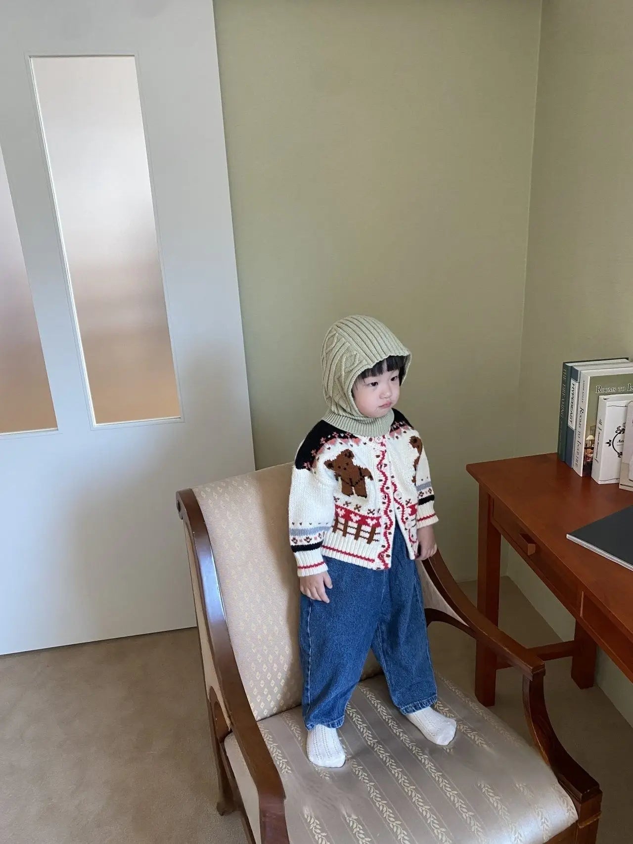 Simon Korean Children Knitted Sweater - GuGuTon baby store - Baby Fashion - Toddlers Outfits - Babies Outfits - Toddler Clothes - Kids Clothing - Newborn Clothes - Newborn Wear - Kids Wear - Trending Clothes - Trending Outfits - Fall Fashion - Winter Fashion - Girls Clothes - Boys Clothes - Babies Wear - Kids Accessories - KidsWear - Summer Clothes - Summer Fashion - Summer Trend - Falls Sweaters - Tops - Bottom - Jeans - Blouse - Dresses - Newborn Dresses - Toys