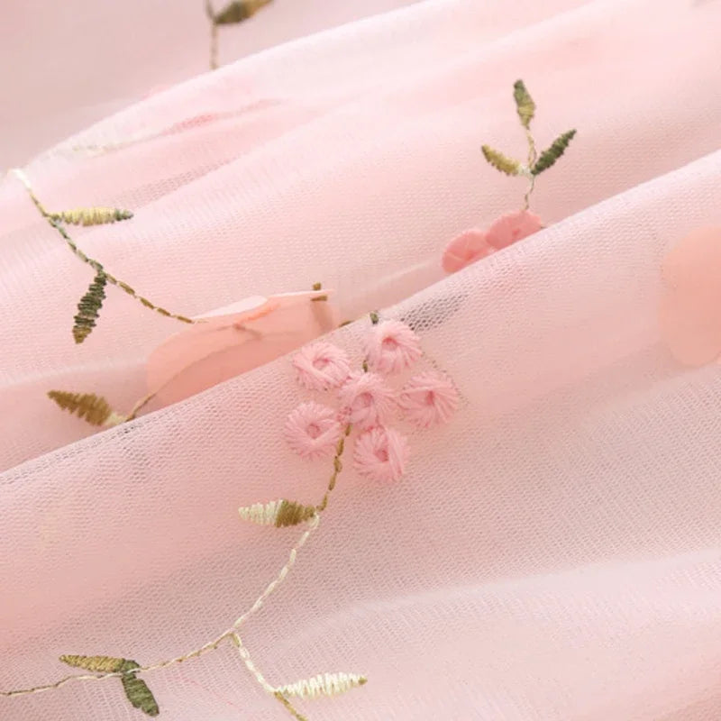 Girls Sweet Dresses Summer Baby Girl Princess Dress Lace Embroidery Design Flower Girl Dress
