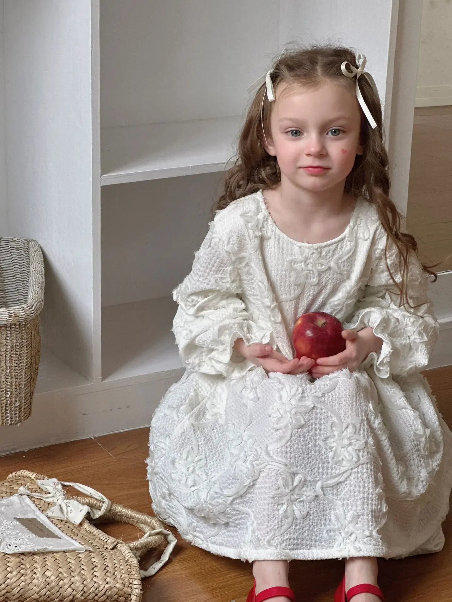 2024 Round Collar Puff Sleeve Girls Casual Dresses Korean Flower Spring Clothing