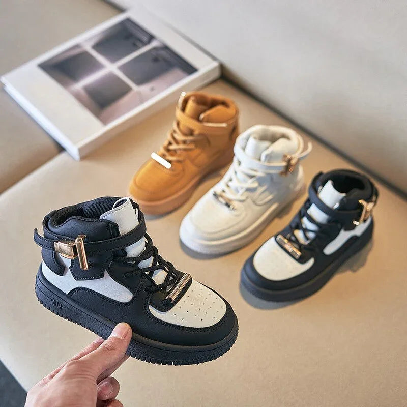 Kids Fashion Boots for Baby Girls and Boys Toddlers Casual Shoes - GuGuTon baby store - Baby Fashion - Toddlers Outfits - Babies Outfits - Toddler Clothes - Kids Clothing - Newborn Clothes - Newborn Wear - Kids Wear - Trending Clothes - Trending Outfits - Fall Fashion - Winter Fashion - Girls Clothes - Boys Clothes - Babies Wear - Kids Accessories - KidsWear - Summer Clothes - Summer Fashion - Summer Trend - Falls Sweaters - Tops - Bottom - Jeans - Blouse - Dresses - Newborn Dresses - Toys