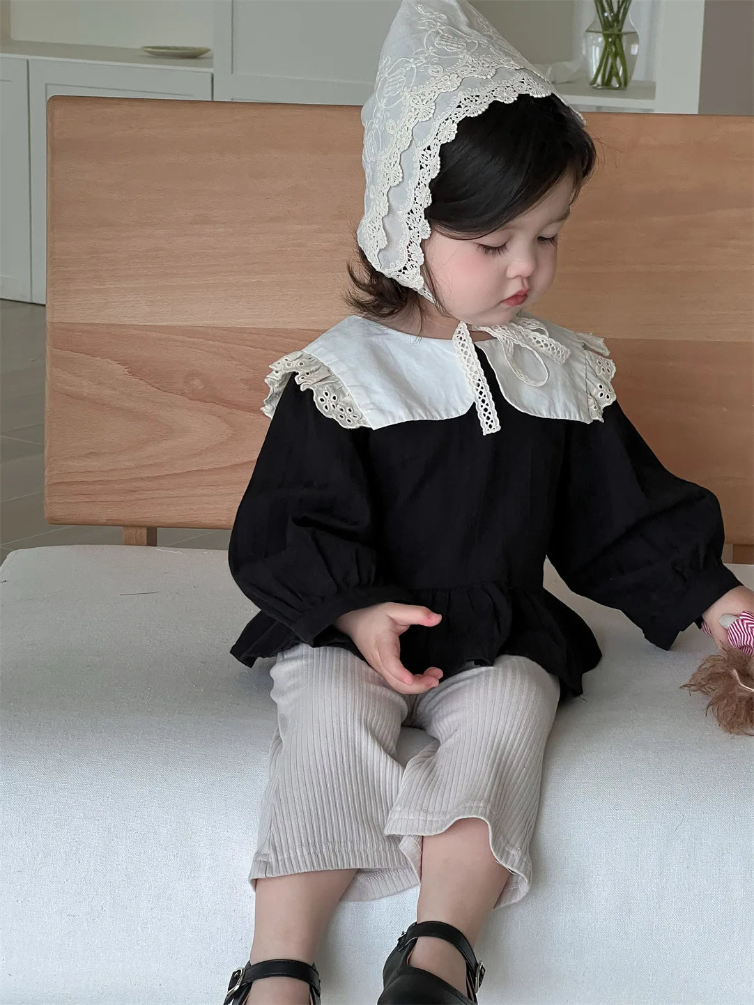 Xiomara Sweet Lace Lapel Blouse Tops