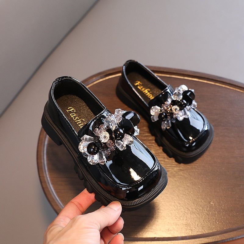 Students Leather Fashion Girls Fashion Brim Small Leather Shoes - GuGuTon baby store - Baby Fashion - Toddlers Outfits - Babies Outfits - Toddler Clothes - Kids Clothing - Newborn Clothes - Newborn Wear - Kids Wear - Trending Clothes - Trending Outfits - Fall Fashion - Winter Fashion - Girls Clothes - Boys Clothes - Babies Wear - Kids Accessories - KidsWear - Summer Clothes - Summer Fashion - Summer Trend - Falls Sweaters - Tops - Bottom - Jeans - Blouse - Dresses - Newborn Dresses - Toys