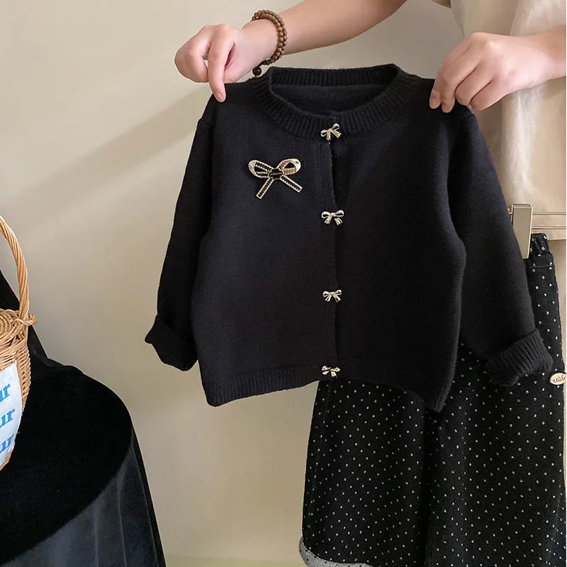 Gonzalo Academic Fashionable Bow Sweater - GuGuTon baby store - Baby Fashion - Toddlers Outfits - Babies Outfits - Toddler Clothes - Kids Clothing - Newborn Clothes - Newborn Wear - Kids Wear - Trending Clothes - Trending Outfits - Fall Fashion - Winter Fashion - Girls Clothes - Boys Clothes - Babies Wear - Kids Accessories - KidsWear - Summer Clothes - Summer Fashion - Summer Trend - Falls Sweaters - Tops - Bottom - Jeans - Blouse - Dresses - Newborn Dresses - Toys