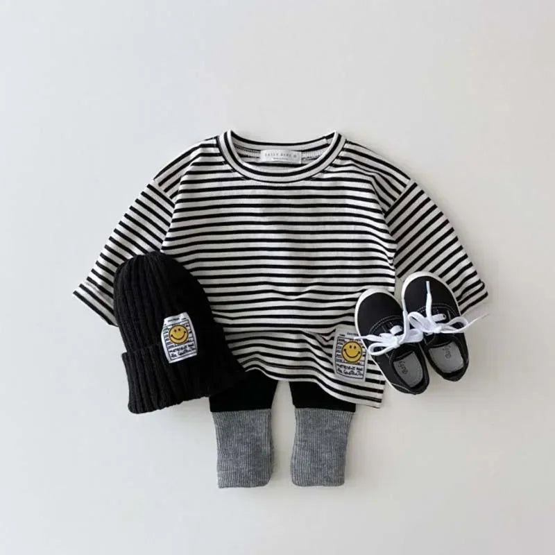Marcos Simple Smiling Face Casual Tees