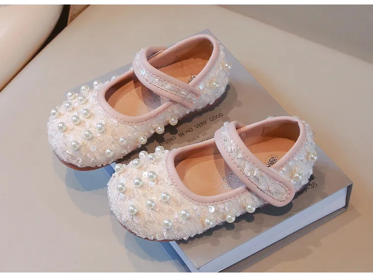 Girls Dance Shoes Elegant Round Toes Kids Flat Shoes Non-slip Soft Sole 2025 New Girls Princess Shoes with Sweet Pearl Ins Trend