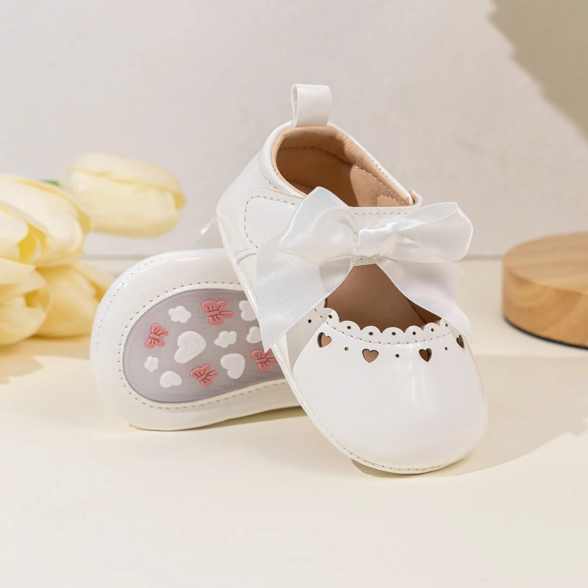 Newborn Baby Girl Shoes Soft Sole Infant Toddler Mary Jane Flats Princess Bowknot Patent Leather Dress Shoes Wedding Party Gift