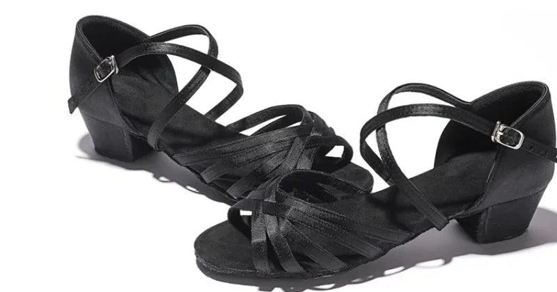 Girls Latin Dance Shoes Low Heel Soft Sole Beginner Kids Ballroom Practice Training Stage Girls Performance Dancing Footwear