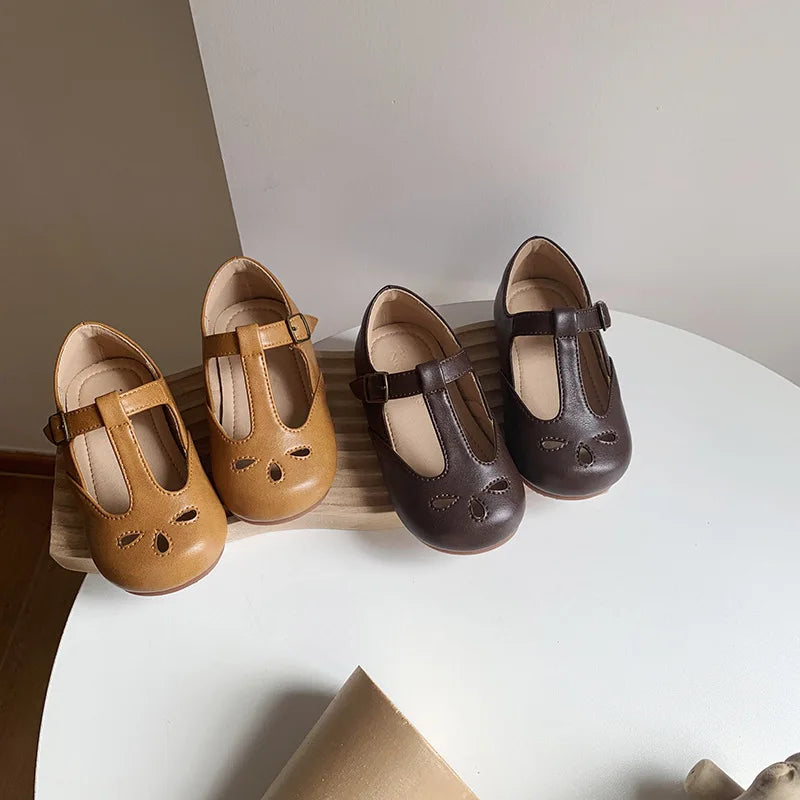 Best Girl Leather Shoe Summer Retro Hollow Kid Shoe Comfortable Allmatch Girl Shoe Fashion Princess Shoe Soft Sole Zapatos Niña