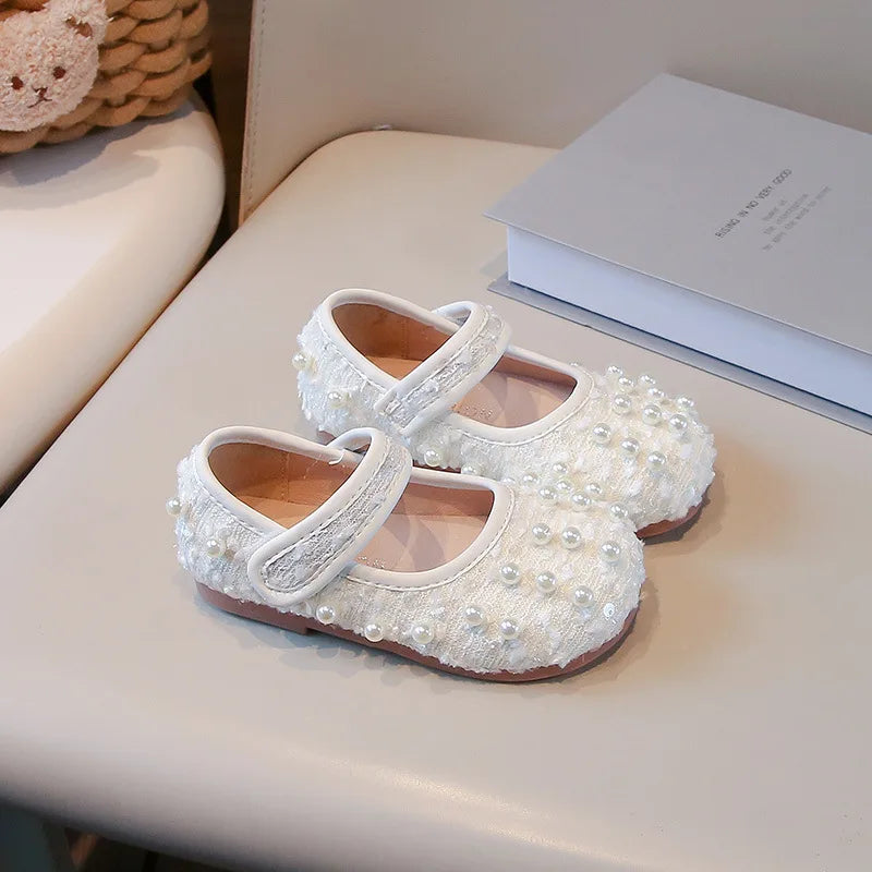 Girls Dance Shoes Elegant Round Toes Kids Flat Shoes Non-slip Soft Sole 2025 New Girls Princess Shoes with Sweet Pearl Ins Trend