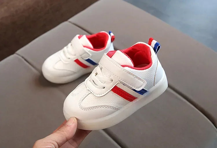 Trendy Child Sneakers Light Up Simple Girl Shoe Versatile Comfort Boy Shoe Anti Slip New Autumn Girl Sneaker Daily Casual Shoes